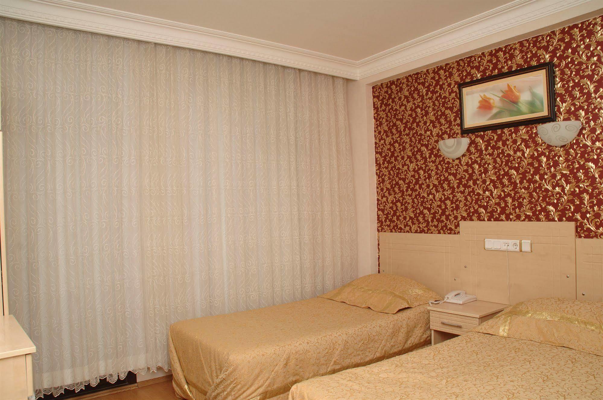 Hotel California Istanboel
